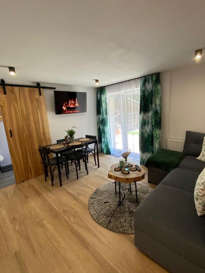 U Gazdy - Apartament Z Ogrodem I Tarasem , Przy Gondoli シュチルク エクステリア 写真